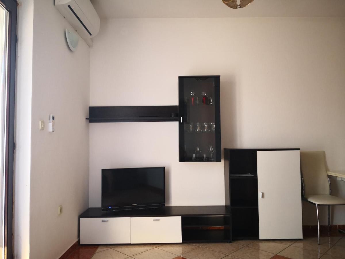 Apartment Plavia Biograd Biograd Na Moru Luaran gambar