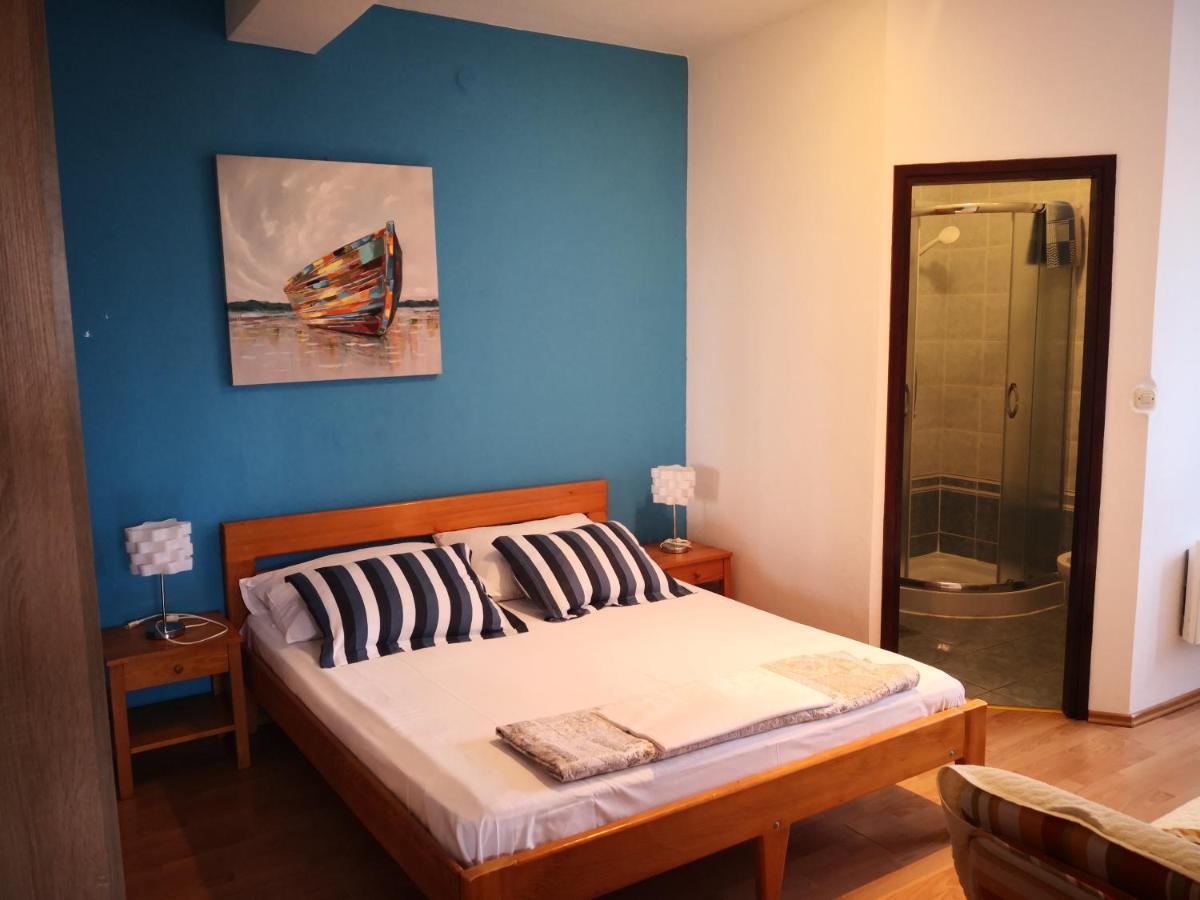 Apartment Plavia Biograd Biograd Na Moru Luaran gambar