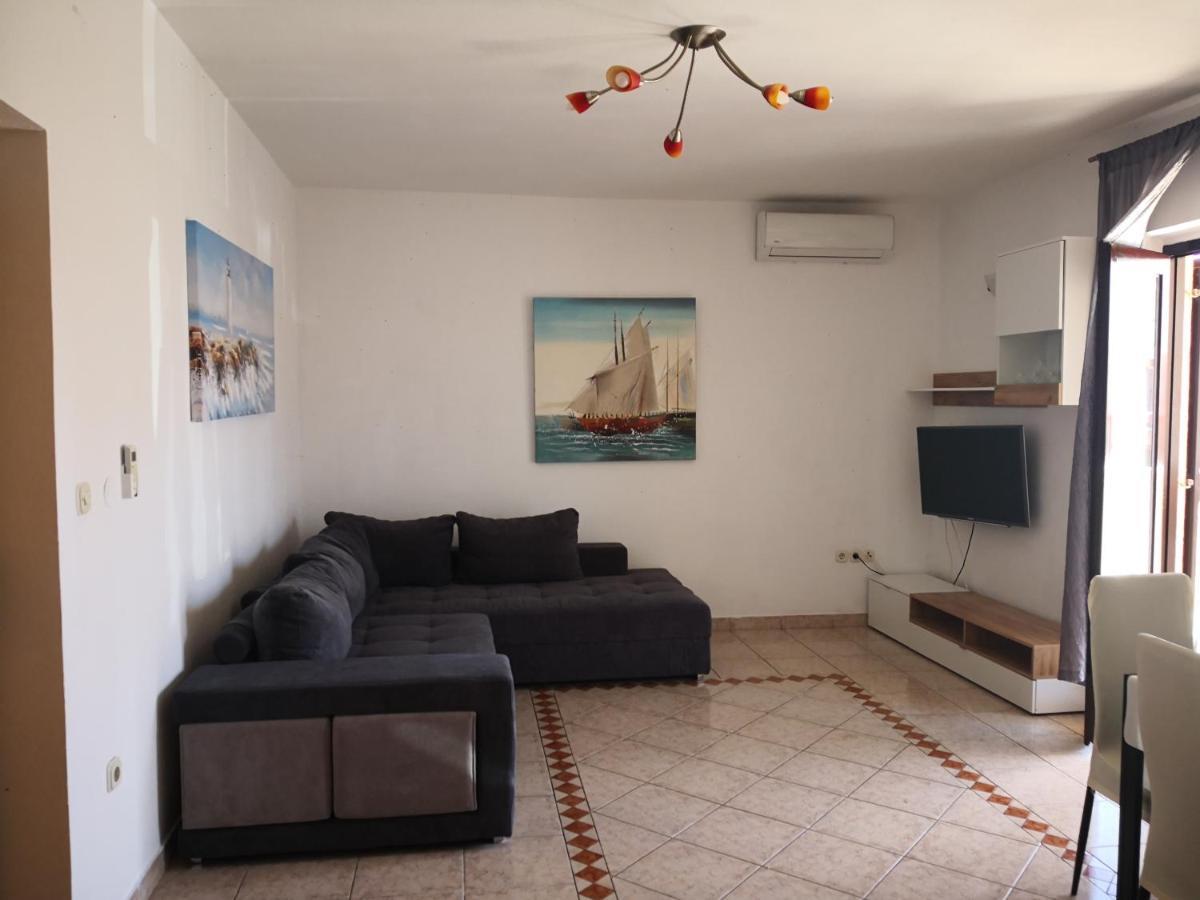 Apartment Plavia Biograd Biograd Na Moru Luaran gambar