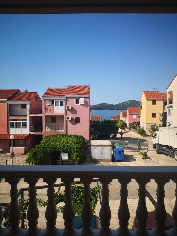 Apartment Plavia Biograd Biograd Na Moru Luaran gambar