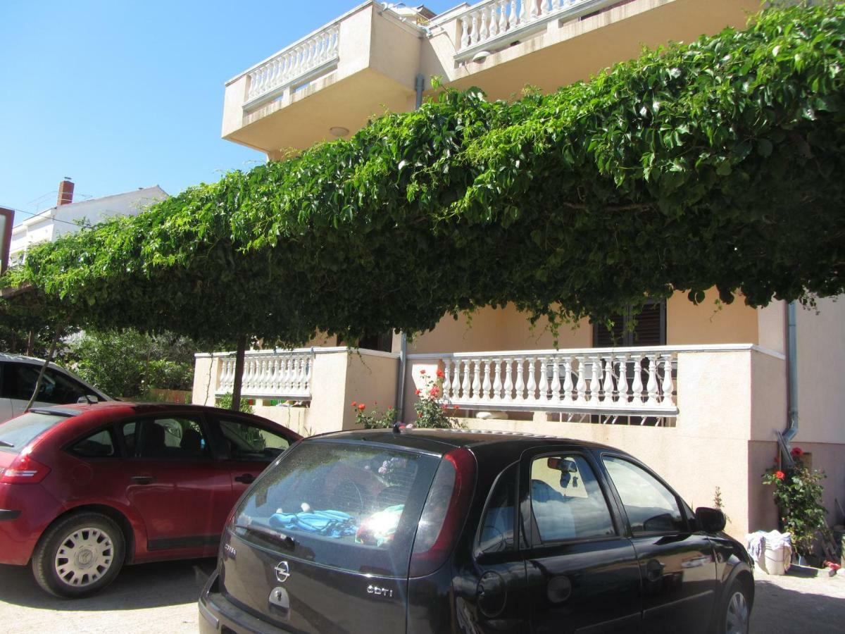 Apartment Plavia Biograd Biograd Na Moru Luaran gambar