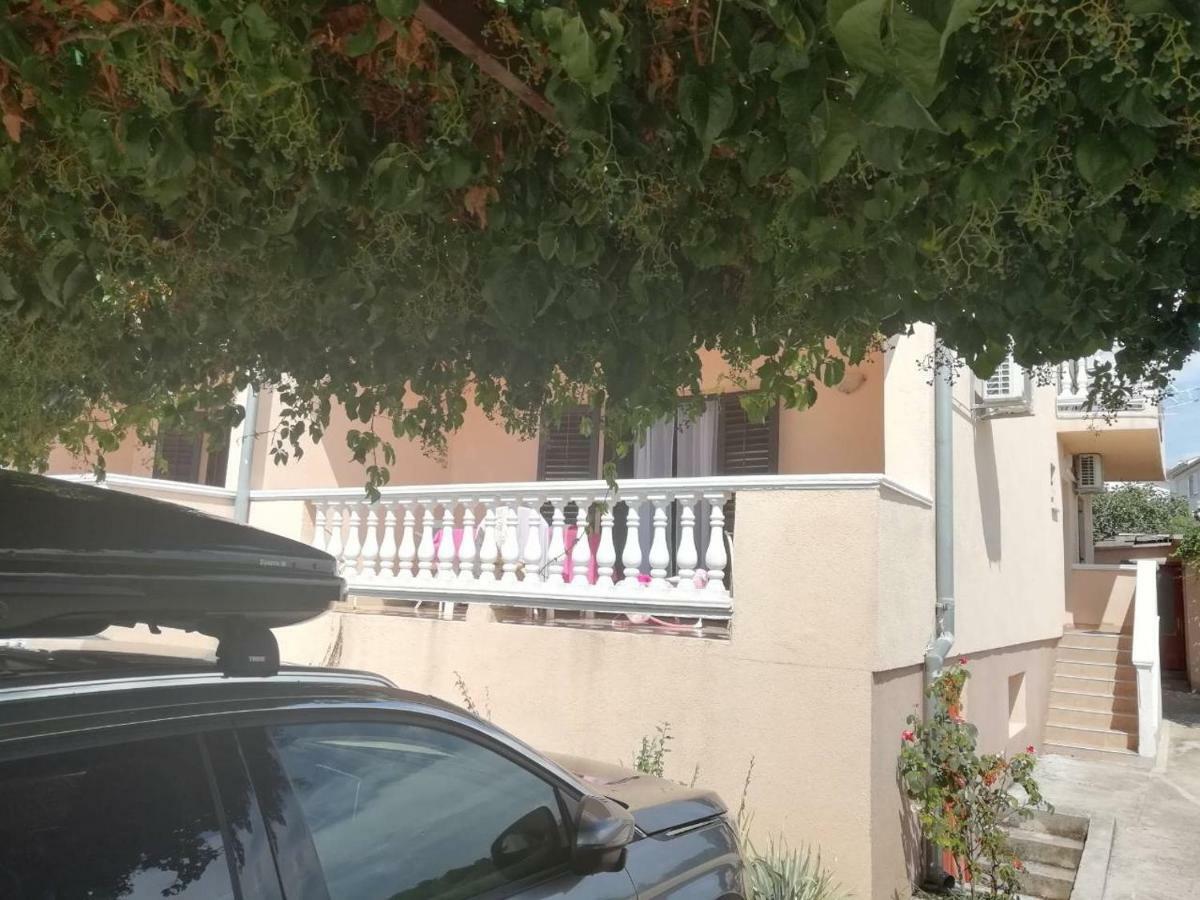 Apartment Plavia Biograd Biograd Na Moru Luaran gambar