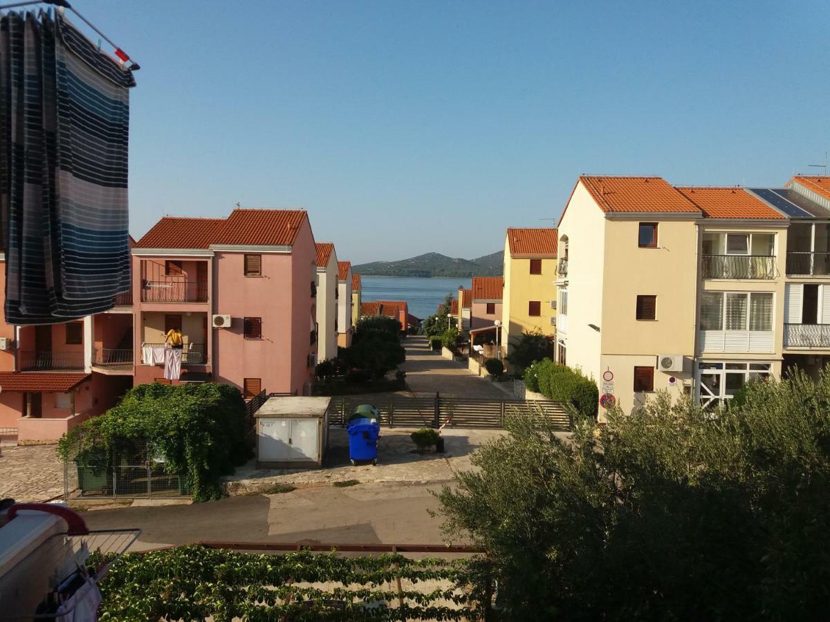 Apartment Plavia Biograd Biograd Na Moru Luaran gambar